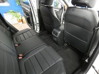HONDA CR-V 2.0 h i-MMD SR SUV 5dr Petrol Hybrid eCVT 4WD Euro 6 (s/s) (184 