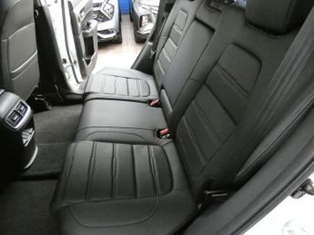 HONDA CR-V 2.0 h i-MMD SR SUV 5dr Petrol Hybrid eCVT 4WD Euro 6 (s/s) (184 