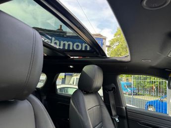 LAND ROVER RANGE ROVER EVOQUE 2.0 P300 MHEV R-Dynamic SE SUV 5dr Petrol Auto 4WD Euro 6 (s/s) 
