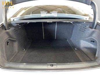 AUDI A4 2.0 TDI 35 Black Edition Saloon 4dr Diesel S Tronic Euro 6 (s/s)