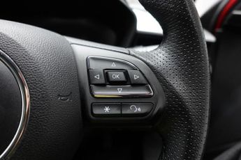 MG MG5 61.1kWh Trophy Long Range Estate 5dr Electric Auto (156 ps)