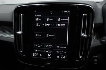 VOLVO XC40 1.5h T5 Twin Engine Recharge 10.7kWh R-Design Pro SUV 5dr Petrol