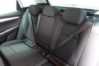 SKODA KAROQ 1.5 TSI ACT SE Technology SUV 5dr Petrol DSG Euro 6 (s/s) (150 p