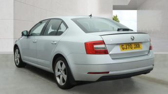 SKODA OCTAVIA 1.5 TSI ACT SE Drive Hatchback 5dr Petrol DSG Euro 6 (s/s) (150 