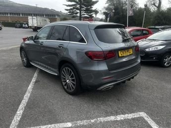 MERCEDES-BENZ GLC 2.0 GLC300d AMG Line (Premium) SUV 5dr Diesel G-Tronic+ 4MATIC E