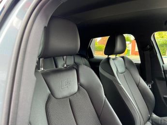 AUDI A1 1.0 TFSI 25 S line Sportback S Tronic Euro 6 (s/s) 5dr