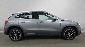 MERCEDES-BENZ EQA EQA 250 66.5kWh AMG Line SUV 5dr Electric Auto (190 ps)