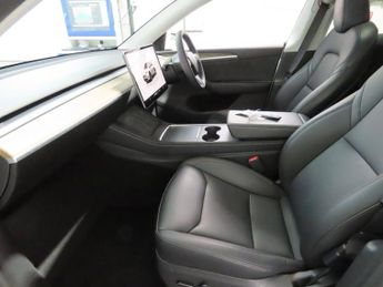 TESLA MODEL Y SUV 5dr Electric Auto RWD (346 ps) Expansive Glass Roof, Heated 