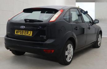 FORD FOCUS 1.8 Style Hatchback 5dr Petrol Manual (167 g/km, 123 bhp)