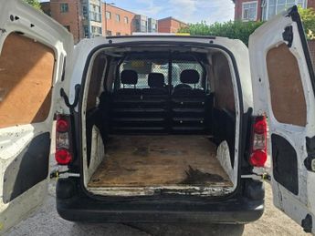 PEUGEOT PARTNER 1.6 BlueHDi 854 SE Panel Van 5dr Diesel Manual L1 (112 g/km, 97.