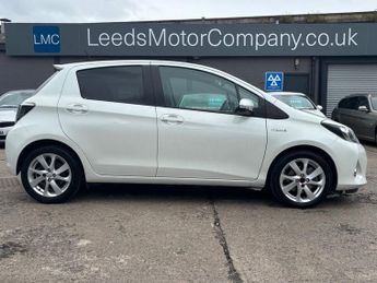TOYOTA YARIS 1.5 VVT-h T Spirit Hatchback 5dr Petrol Hybrid CVT Euro 5 (101 p