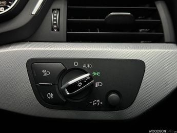 AUDI A4 ALLROAD 2.0 TDI Estate 5dr Diesel S Tronic quattro Euro 6 (s/s) (190 ps)