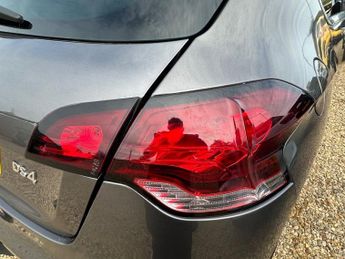 DS AUTOMOBILES DS 4 2.0 BlueHDi Prestige Hatchback 5dr Diesel EAT6 Euro 6 (s/s) (180
