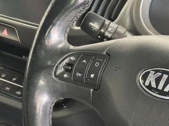 KIA SPORTAGE 2.0 CRDi KX-4 SUV 5dr Diesel Auto AWD Euro 5 (181 bhp)