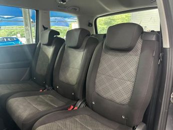 VOLKSWAGEN SHARAN 2.0 TDI S MPV 5dr Diesel DSG Euro 6 (s/s) (150 ps)