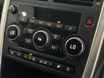LAND ROVER DISCOVERY SPORT 2.0 TD4 SE Tech SUV 5dr Diesel Auto 4WD Euro 6 (s/s) (180 ps)