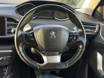 PEUGEOT 308 1.2 PureTech Sportium Hatchback 5dr Petrol Manual Euro 6 (s/s) (