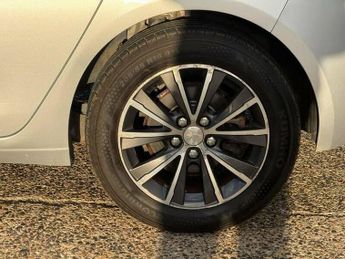 PEUGEOT 308 1.2 PureTech Sportium Hatchback 5dr Petrol Manual Euro 6 (s/s) (