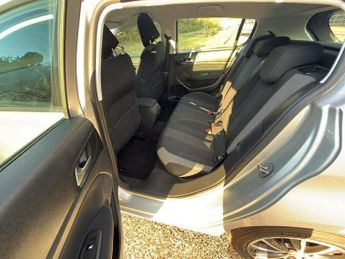 PEUGEOT 308 1.2 PureTech Sportium Hatchback 5dr Petrol Manual Euro 6 (s/s) (
