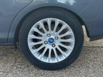 FORD B-MAX 1.6 Titanium Powershift Euro 5 5dr