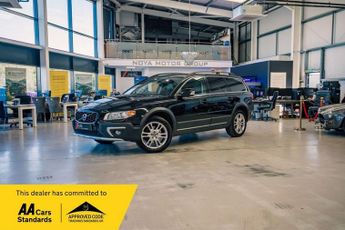 Volvo XC70 2.4 D5 SE Lux Estate 5dr Diesel Geartronic AWD Euro 5 (215 ps)