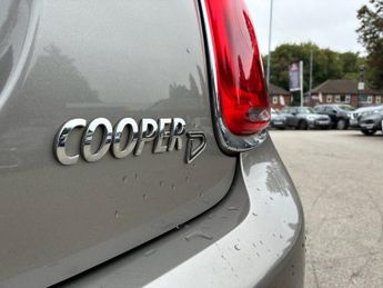 MINI HATCH 1.5 Cooper D Hatchback 5dr Diesel Auto Euro 6 (s/s) (116 ps)