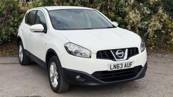 Nissan Qashqai 1.6 Acenta SUV 5dr Petrol Manual 2WD Euro 5 (s/s) (117 ps)