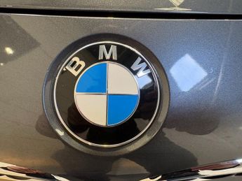 BMW 3 SERIES GRAN TURISMO 3.0 330d M Sport GT 5dr Diesel Auto Euro 6 (s/s) (258 ps)