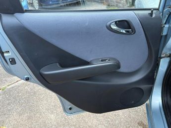 HONDA JAZZ 1.4 i-DSI SE Hatchback 5dr Petrol CVT-7 (139 g/km, 82 bhp)