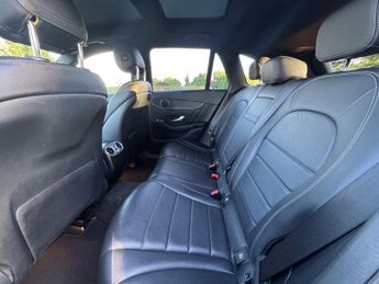 MERCEDES-BENZ GLC 2.1 GLC250d AMG Line (Premium) SUV 5dr Diesel G-Tronic+ 4MATIC E