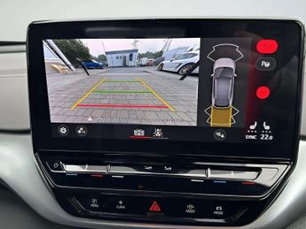 VOLKSWAGEN ID.4 Pure Performance 52kWh Life Edition SUV 5dr Electric Auto (170 p