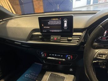 AUDI Q5 2.0 TDI 40 Black Edition SUV 5dr Diesel S Tronic quattro Euro 6 
