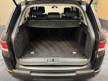 LAND ROVER RANGE ROVER SPORT 3.0 SD V6 HSE Dynamic SUV 5dr Diesel Auto 4WD Euro 6 (s/s) (306 