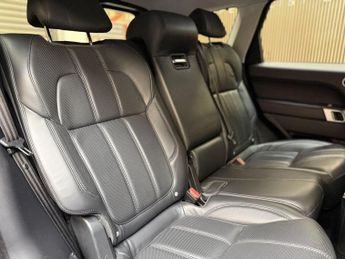 LAND ROVER RANGE ROVER SPORT 3.0 SD V6 HSE Dynamic SUV 5dr Diesel Auto 4WD Euro 6 (s/s) (306 
