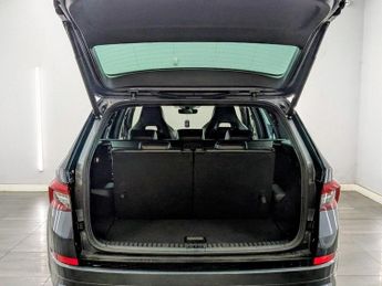 SKODA KODIAQ 2.0 TDI SportLine SUV 5dr Diesel DSG 4WD Euro 6 (s/s) (7 Seat) (