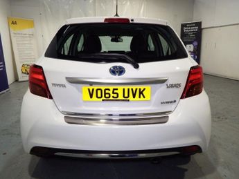 TOYOTA YARIS 1.5 VVT-h Excel Hatchback 5dr Petrol Hybrid E-CVT Euro 6 (15in A