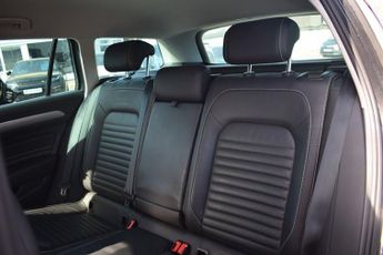 VOLKSWAGEN PASSAT 1.5 TSI EVO SEL Estate 5dr Petrol DSG Euro 6 (s/s) (150 ps)