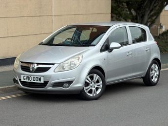 Vauxhall Corsa 1.4i 16v Exclusiv Hatchback 5dr Petrol Automatic (138 g/km, 99 b