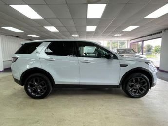 LAND ROVER DISCOVERY SPORT 2.0 TD4 Landmark SUV 5dr Diesel Auto 4WD Euro 6 (s/s) (180 ps)