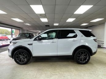 LAND ROVER DISCOVERY SPORT 2.0 TD4 Landmark SUV 5dr Diesel Auto 4WD Euro 6 (s/s) (180 ps)