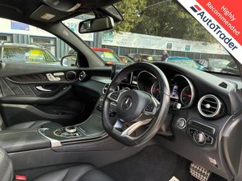 MERCEDES-BENZ GLC 2.1 GLC220d AMG Line (Premium) Coupe 5dr Diesel G-Tronic+ 4MATIC