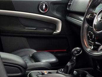MINI COUNTRYMAN 1.5 10kWh Cooper SE Exclusive SUV 5dr Petrol Plug-in Hybrid Auto