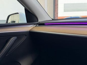 TESLA MODEL Y (Dual Motor) Long Range SUV 5dr Electric Auto 4WDE (384 bhp)