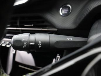 PEUGEOT E-2008 50kWh GT SUV 5dr Electric Auto (7kW Charger) (136 ps)