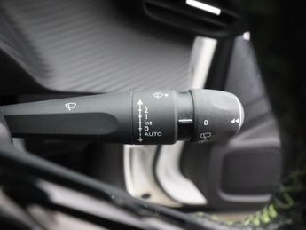 PEUGEOT E-2008 50kWh GT SUV 5dr Electric Auto (7kW Charger) (136 ps)