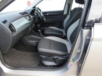 SKODA FABIA 1.2 TSI SE Hatchback 5dr Petrol DSG Euro 6 (s/s) (110 ps)