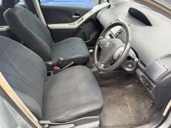 TOYOTA YARIS 1.3 VVT-i T3 Hatchback 5dr Petrol Manual (141 g/km, 85 bhp)