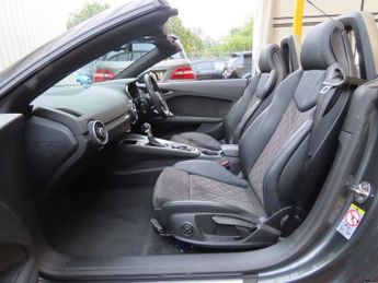 AUDI TT 2.0 TFSI 40 S line Roadster 2dr Petrol S Tronic Euro 6 (s/s) (19