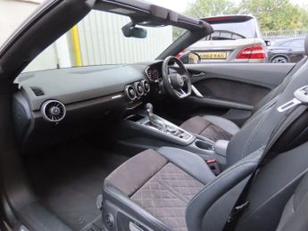 AUDI TT 2.0 TFSI 40 S line Roadster 2dr Petrol S Tronic Euro 6 (s/s) (19