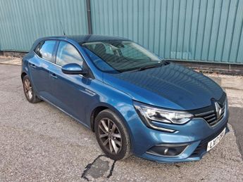 Renault Megane 1.5 dCi Dynamique Nav Hatchback 5dr Diesel Manual Euro 6 (s/s) (